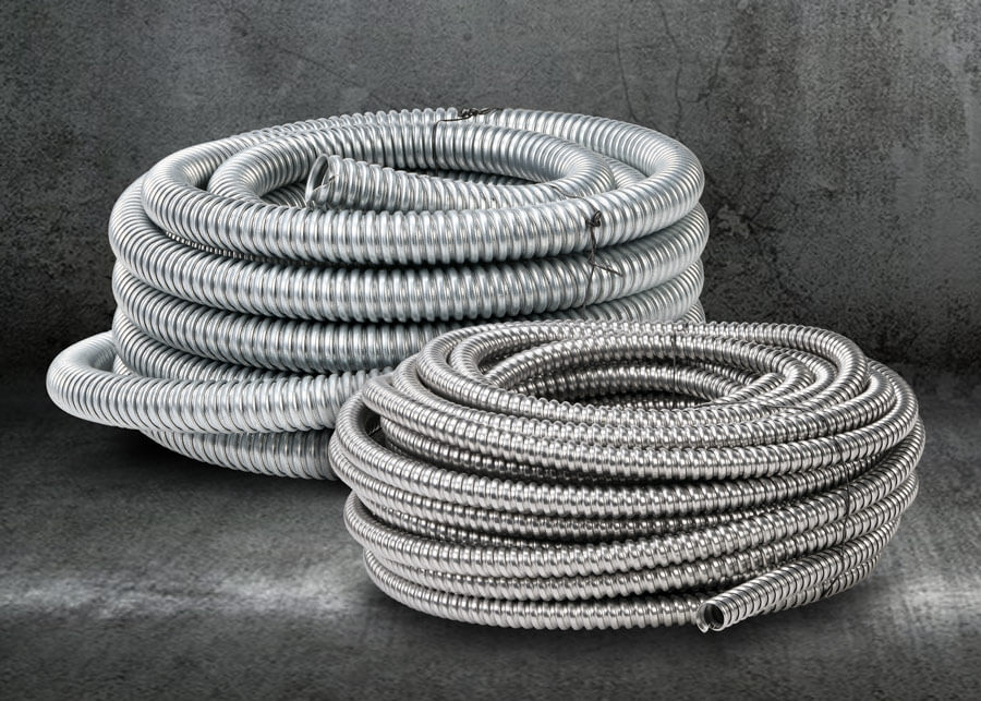 Stainless-steel-flexible-corrugated-conduit-used-in-industrial-machinery-resisting-vibration-and-chemical-exposure